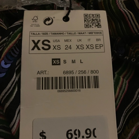 NWT. Zara Striped Top with sequins. Size XS - Picture 8 of 8